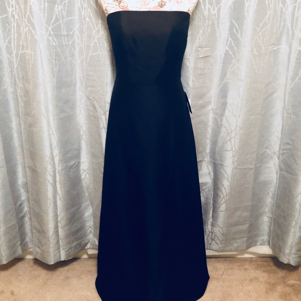 ANN TAYLOR GOWN WITH DETACHABLE STRAPS